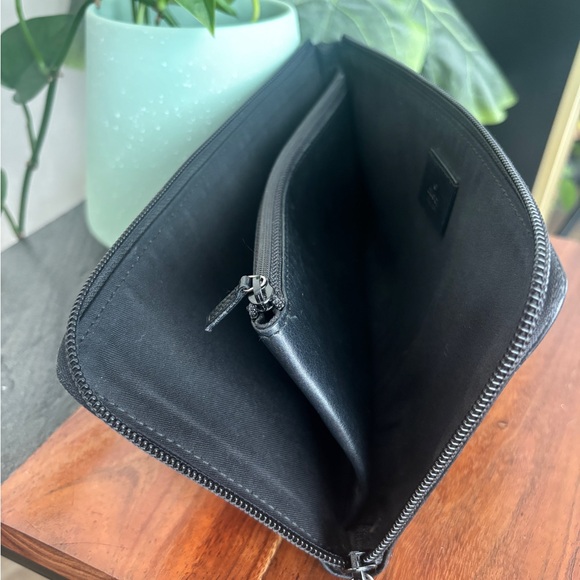 Gucci Guccisima Zip Pouch Long Wallet - Picture 4 of 9